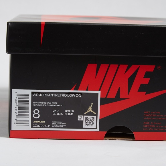 Air Jordan 1 Retro Low OG Men’s Size 8 - Picture 8 of 9